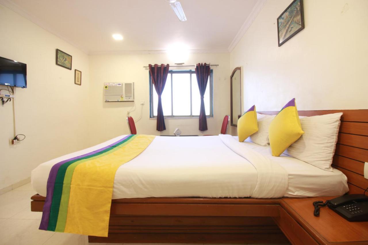 Hotel Nest Inn Residency Bhivándi Kültér fotó
