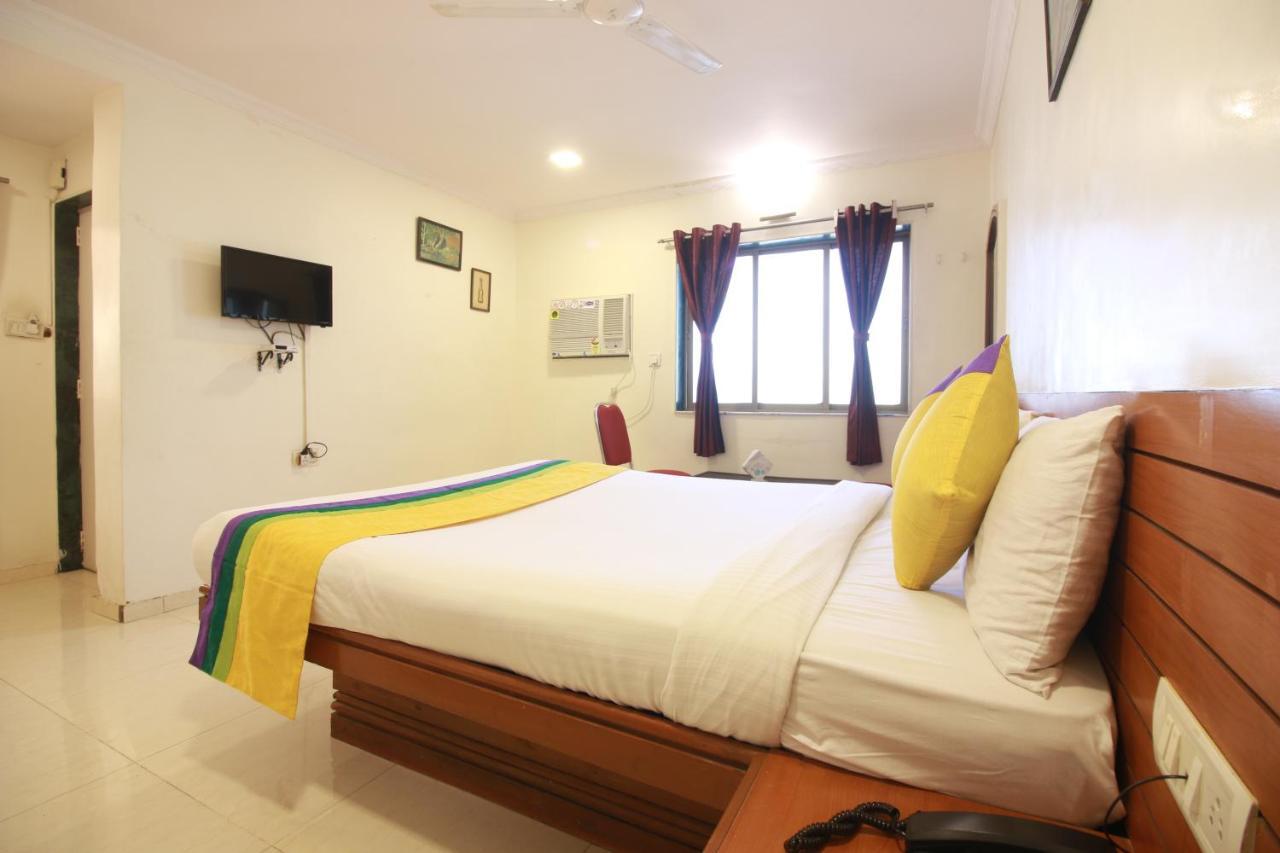 Hotel Nest Inn Residency Bhivándi Kültér fotó