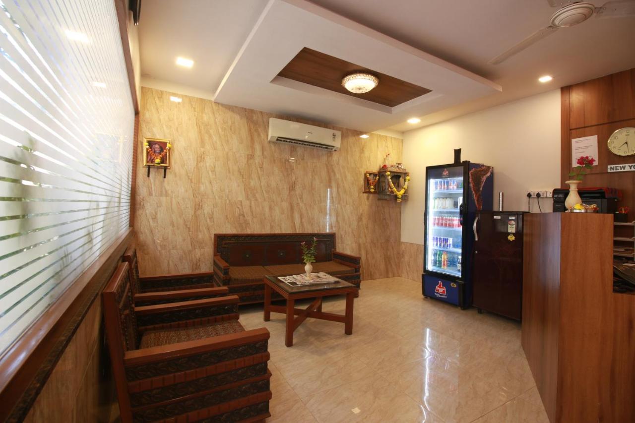 Hotel Nest Inn Residency Bhivándi Kültér fotó