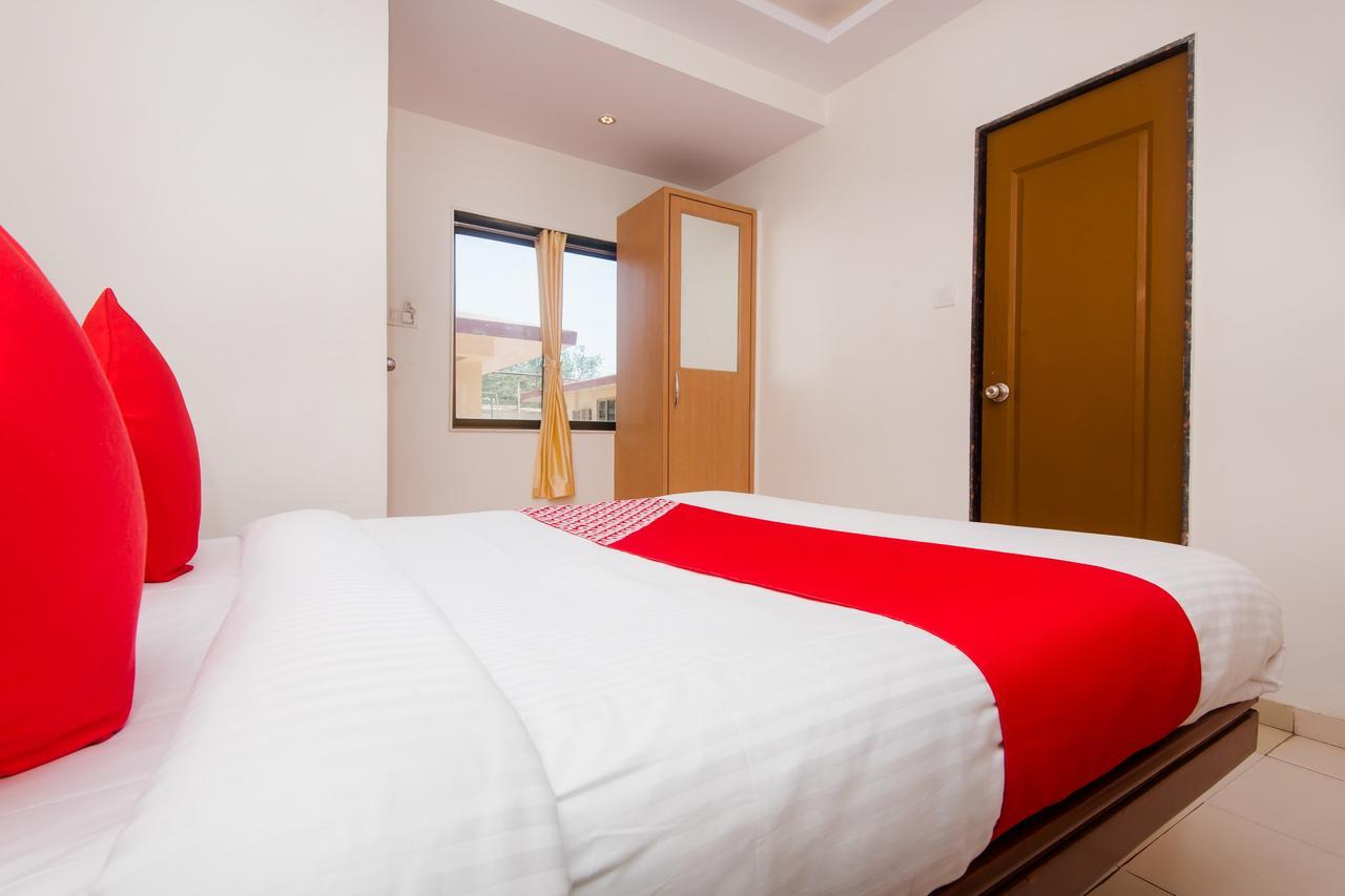 Hotel Nest Inn Residency Bhivándi Kültér fotó